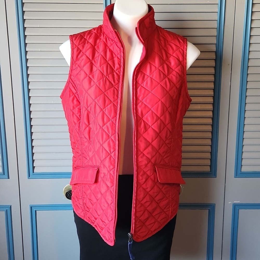 Van Heusen Red Quilted Vest - Picture 12 of 14
